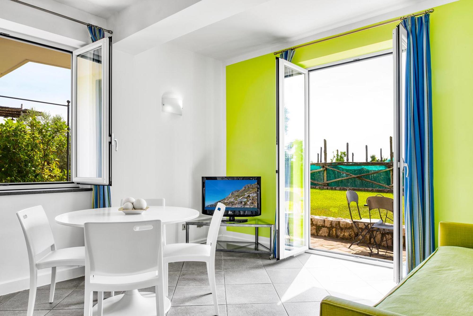 Le Capannelle Aparthotel Sant'Agata sui due Golfi Luaran gambar