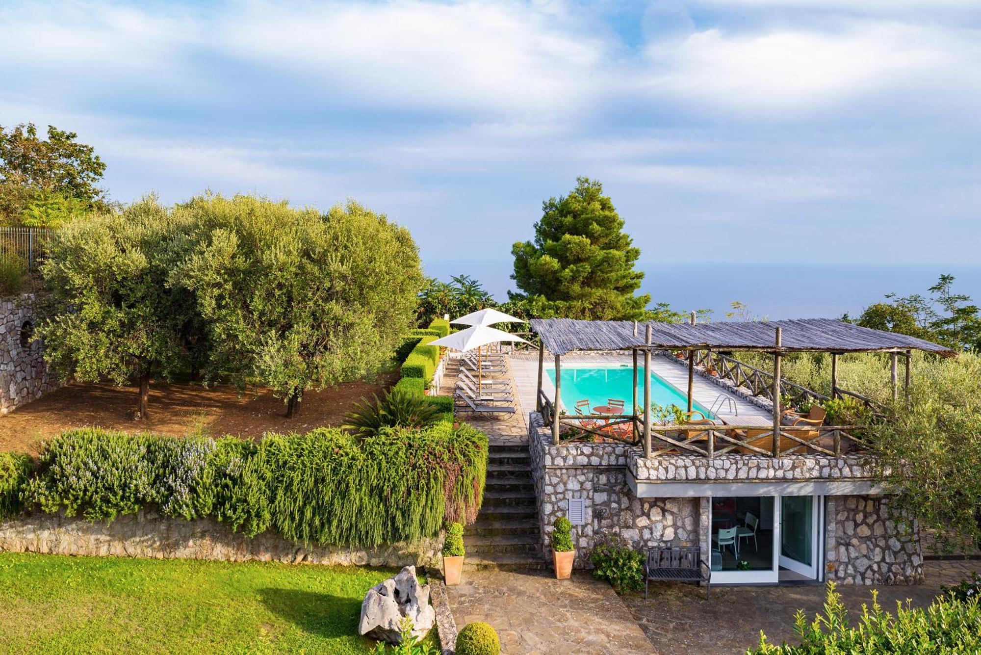 Le Capannelle Aparthotel Sant'Agata sui due Golfi Luaran gambar